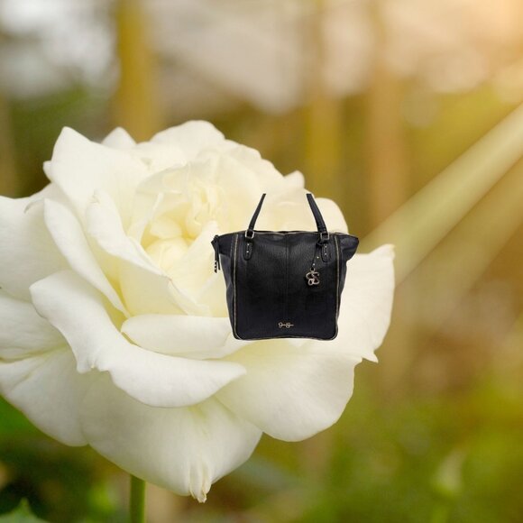 JESSICA SIMPSON CELINA TOTE HANDBAG - Picture 3 of 8